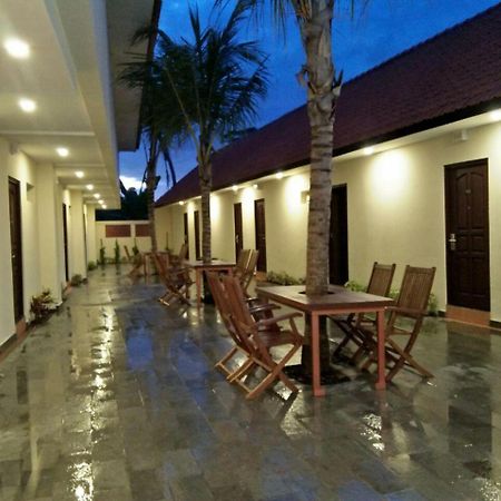 מלון Kuta Selatan Familytel Bali מראה חיצוני תמונה