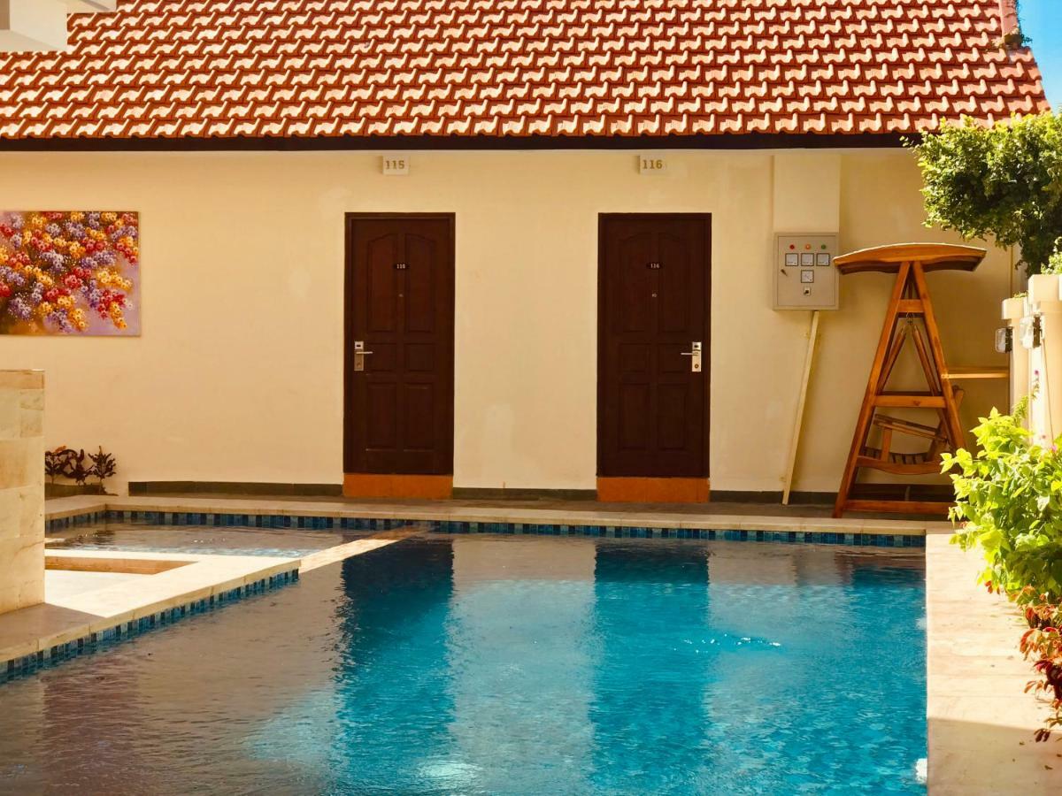 מלון Kuta Selatan Familytel Bali מראה חיצוני תמונה