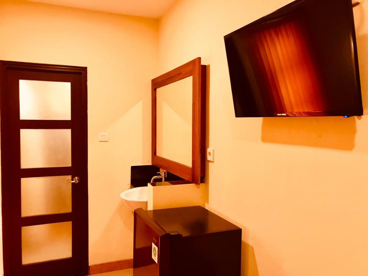 מלון Kuta Selatan Familytel Bali מראה חיצוני תמונה