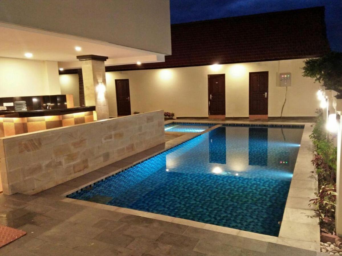 מלון Kuta Selatan Familytel Bali מראה חיצוני תמונה